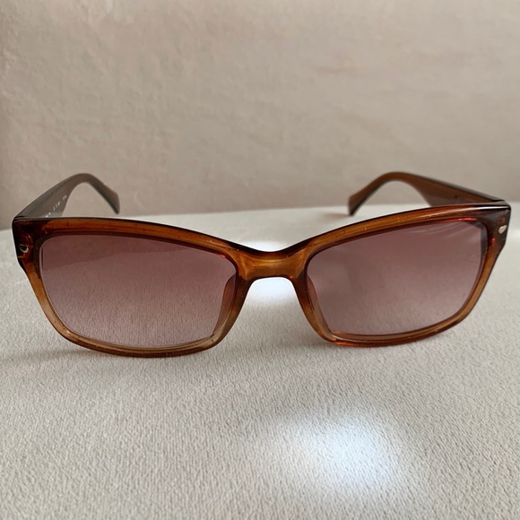 Coach Accessories - Brown COACH Lorelei sunglasses - poppy collection